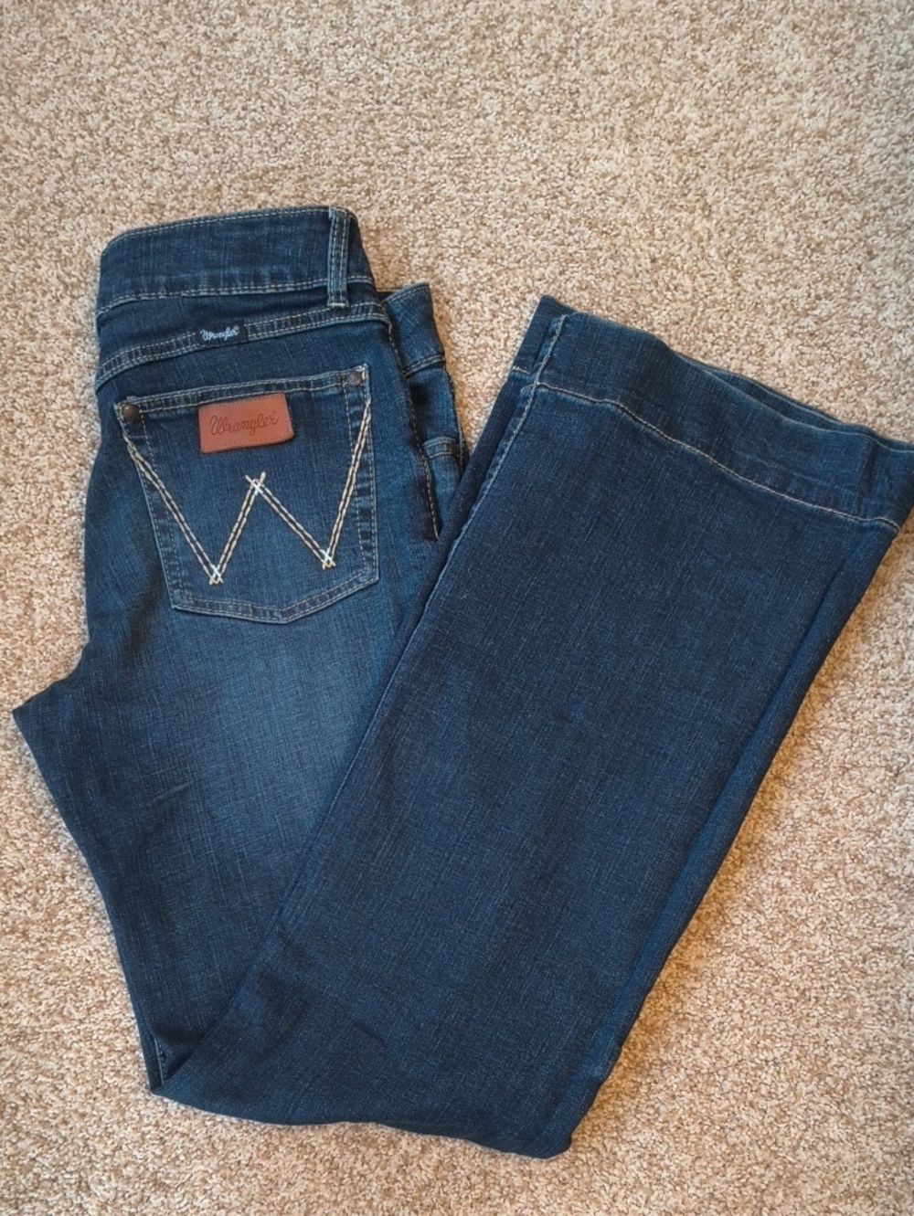 Wrangler Women's Dark Blue Bootcut Jeans